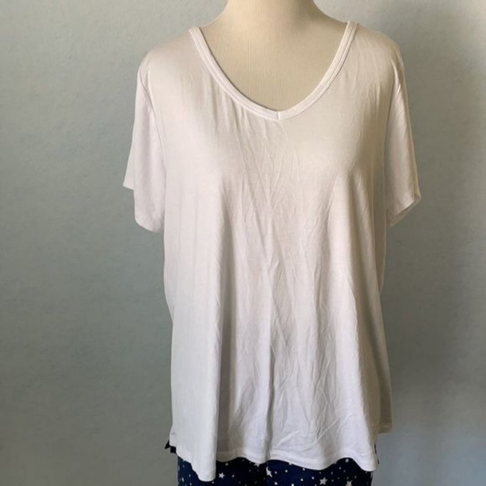 Colsie Star Pajama Shorts & Justify Pajama Tee - Picture 6 of 12